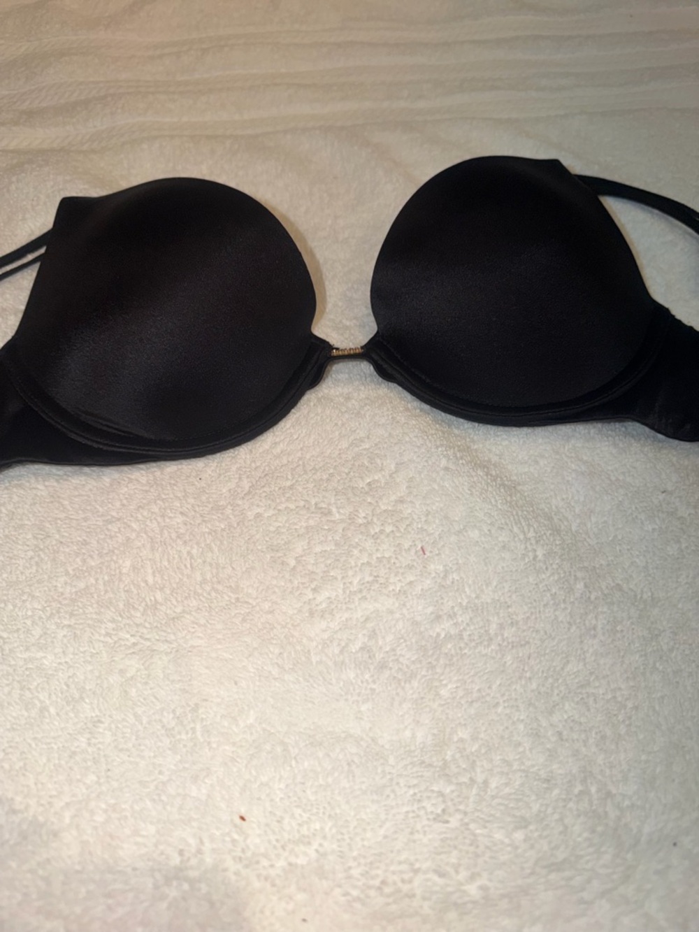 Victoria’s Secret very sexy push up black bra size 32A
